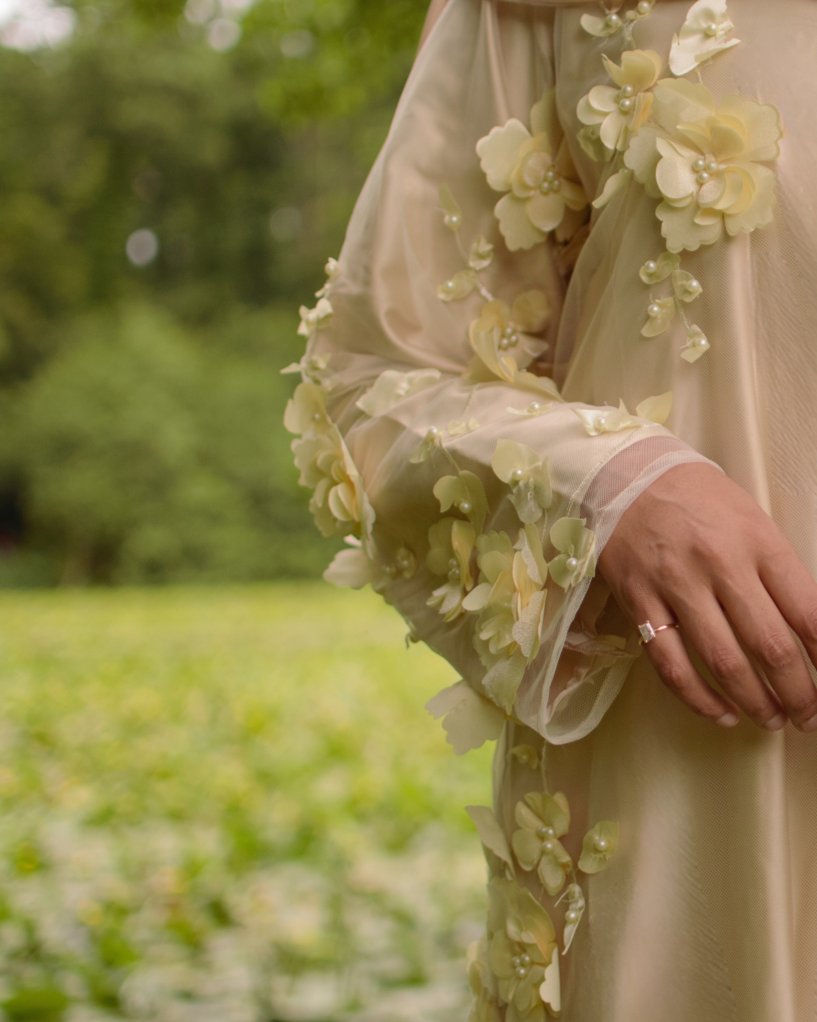 Buttercream - 3D Floral Abaya