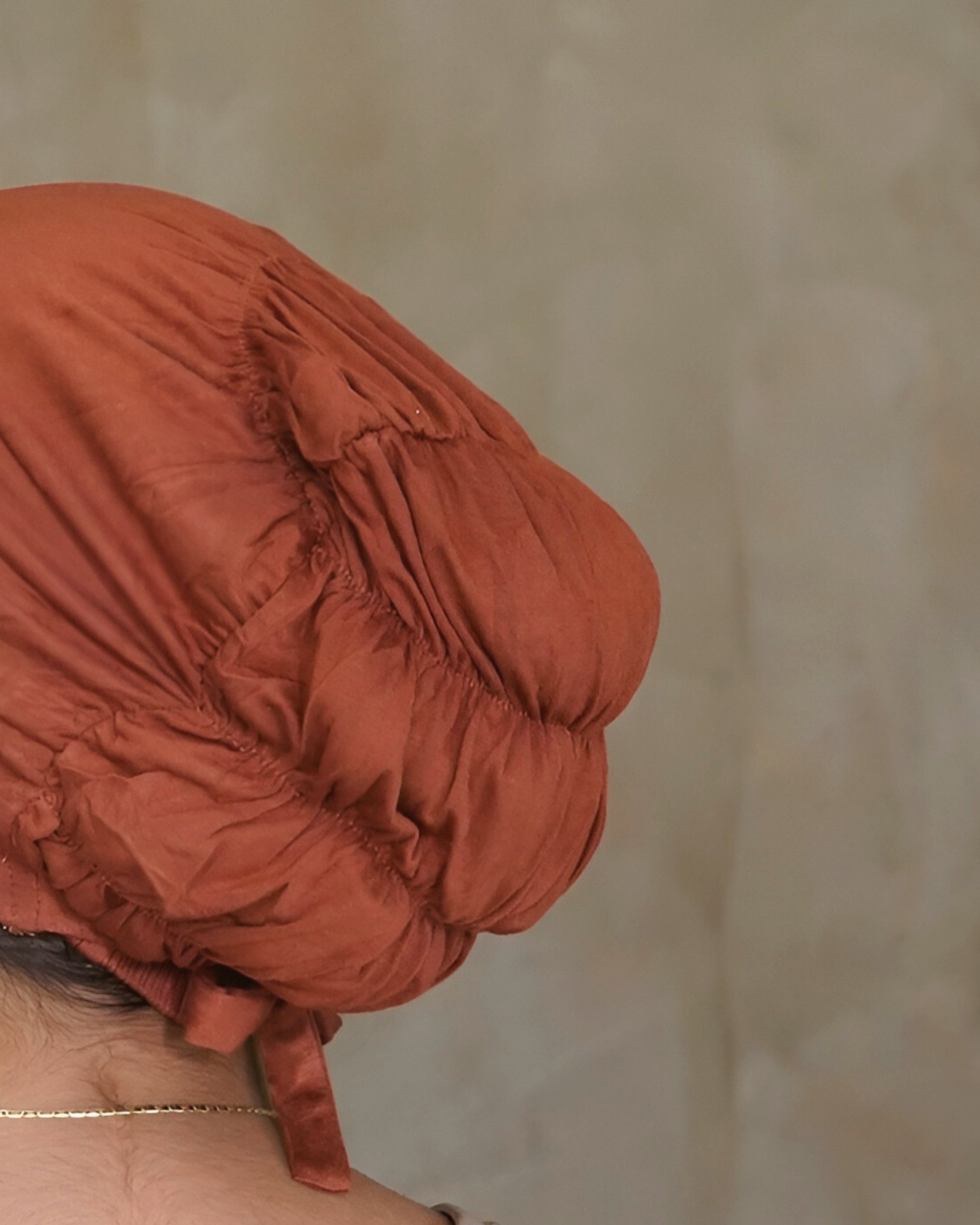 Caramel Tie Back UnderCap
