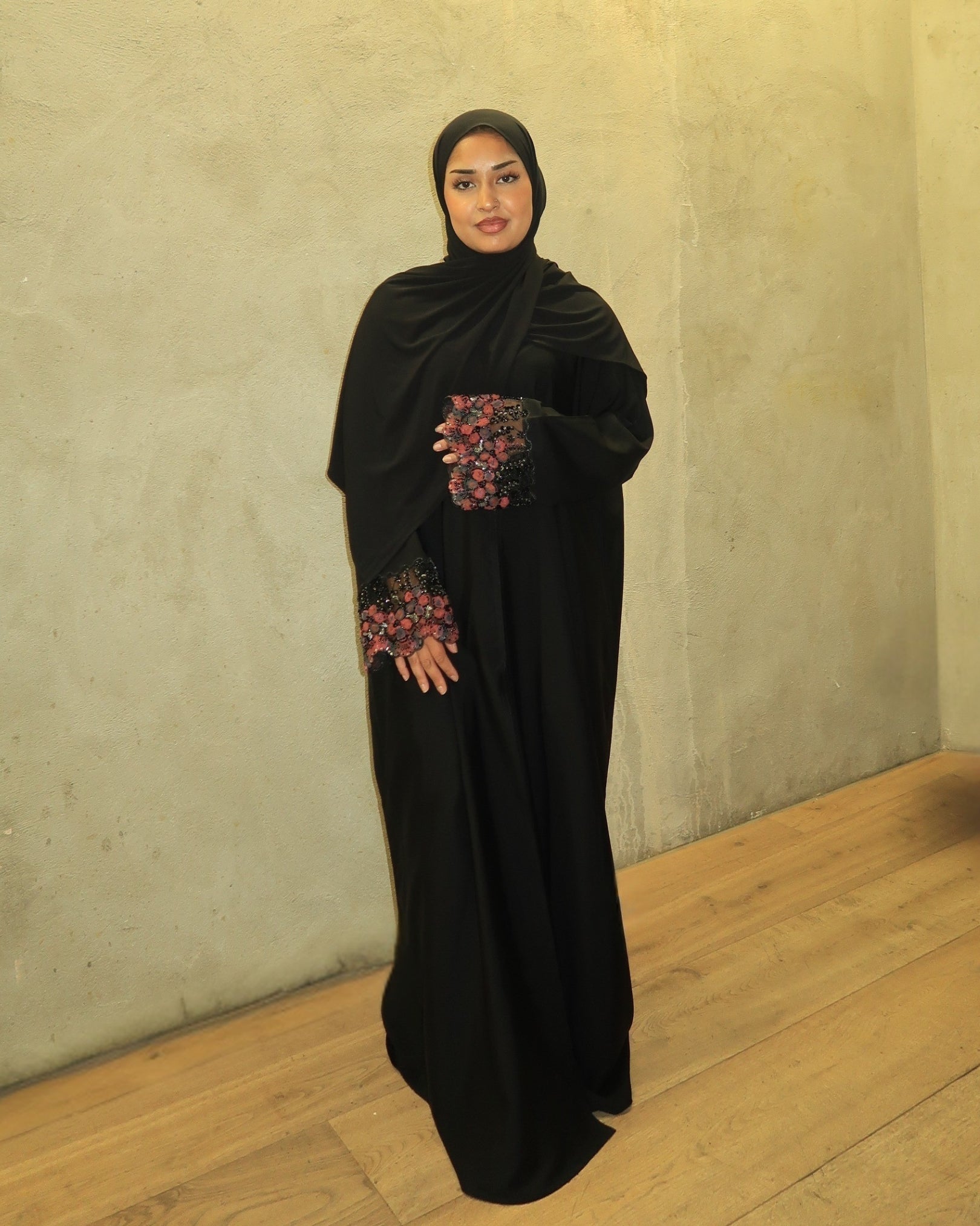 Luna - Embellished Sleeve Abaya