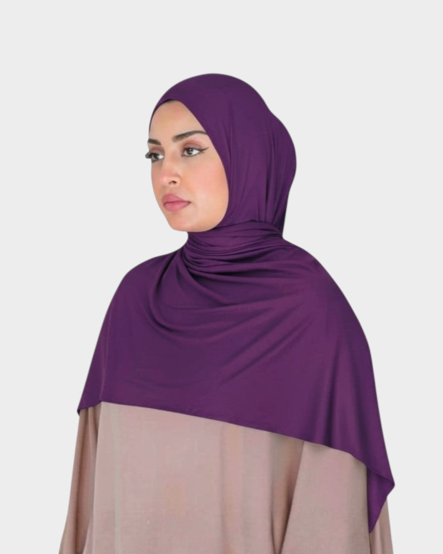 HIJABI LONDON taupe premium jersey hijab with a slight stretch for easy styling. Made from 95% cotton and 5% Lycra.